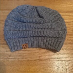 Women's Gray Knit Beanie